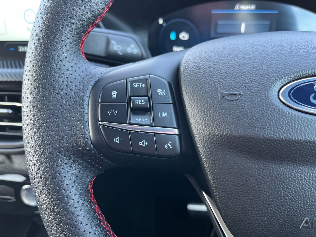 Used Ford Kuga 2025 for sale - 76373517: Photo 22