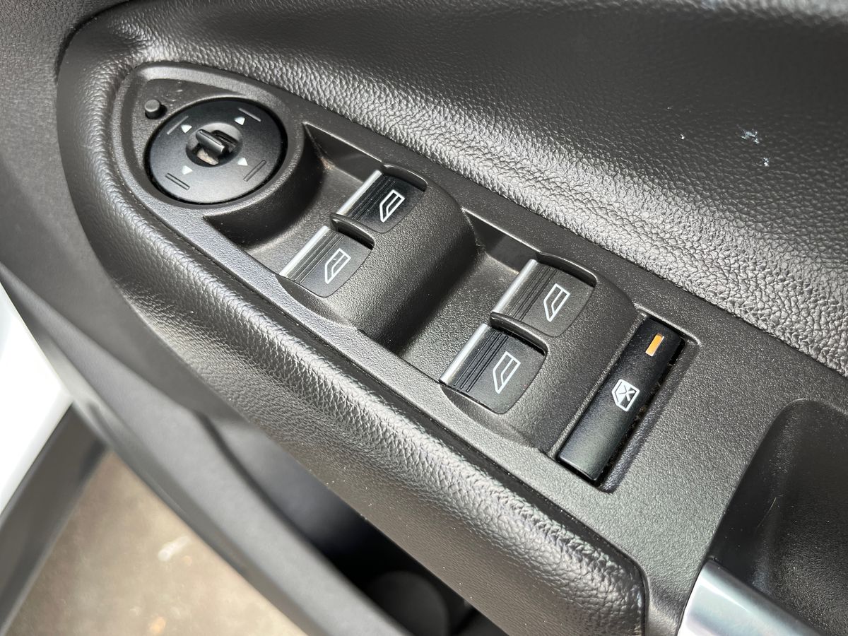 Used Ford Kuga 2015 for sale - 76373502: Photo 26