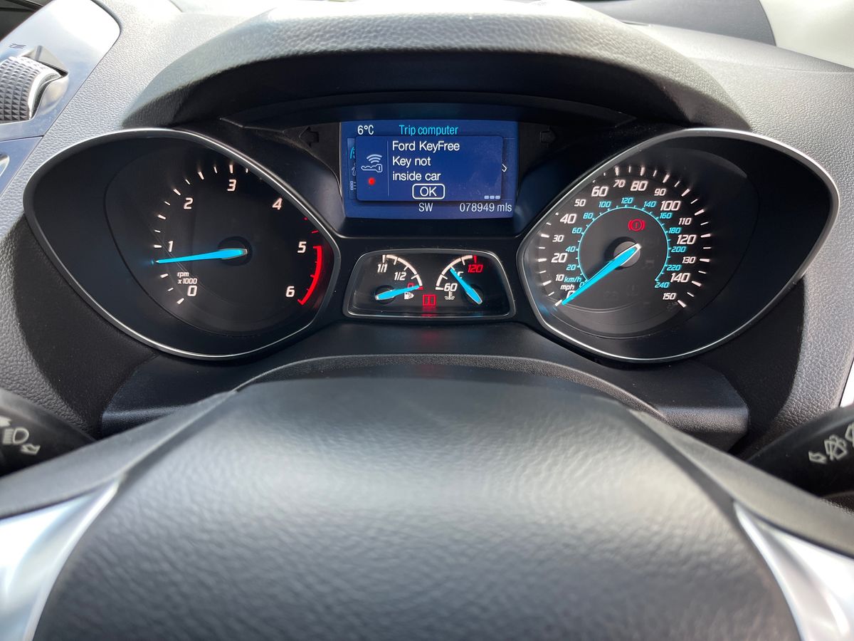 Used Ford Kuga 2015 for sale - 76373502: Photo 36