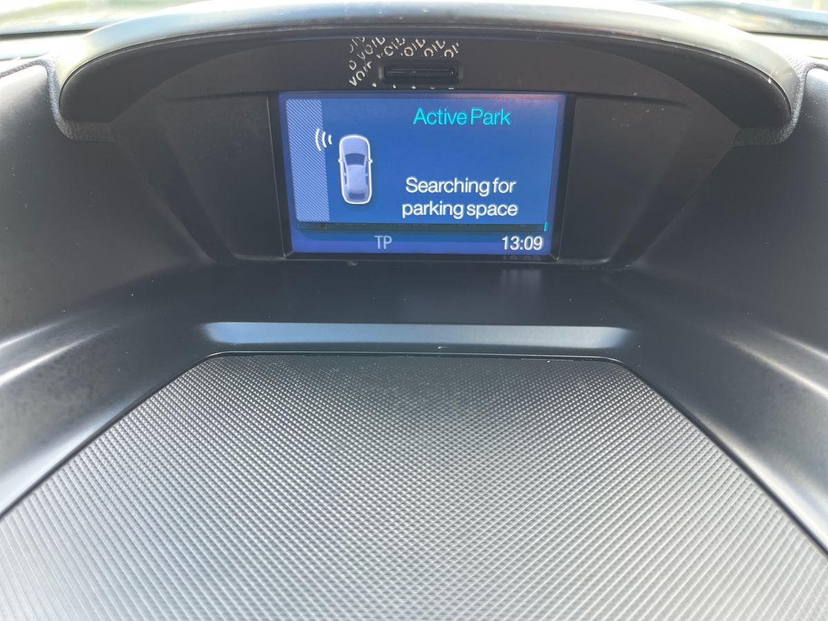 Used Ford Kuga 2015 for sale - 76373502: Photo 37