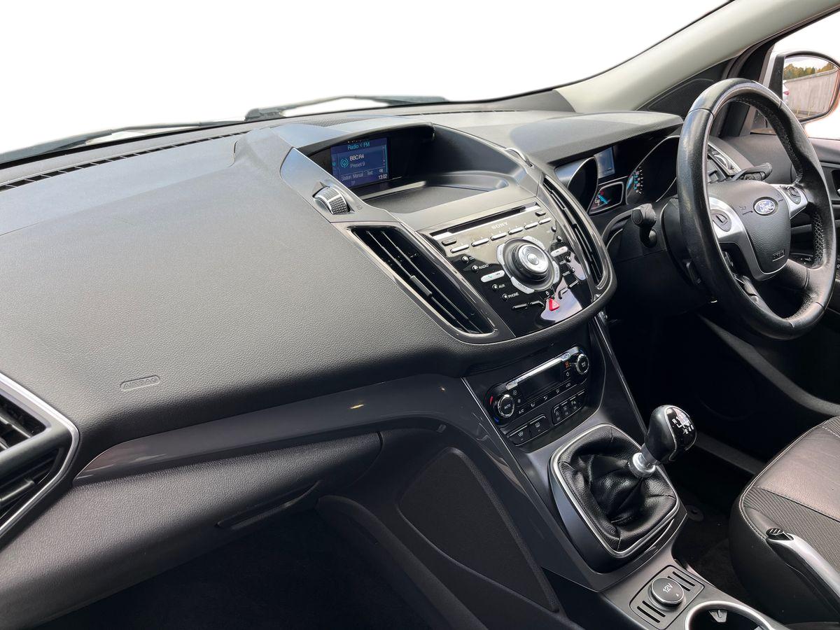 Used Ford Kuga 2015 for sale - 76373502: Photo 8