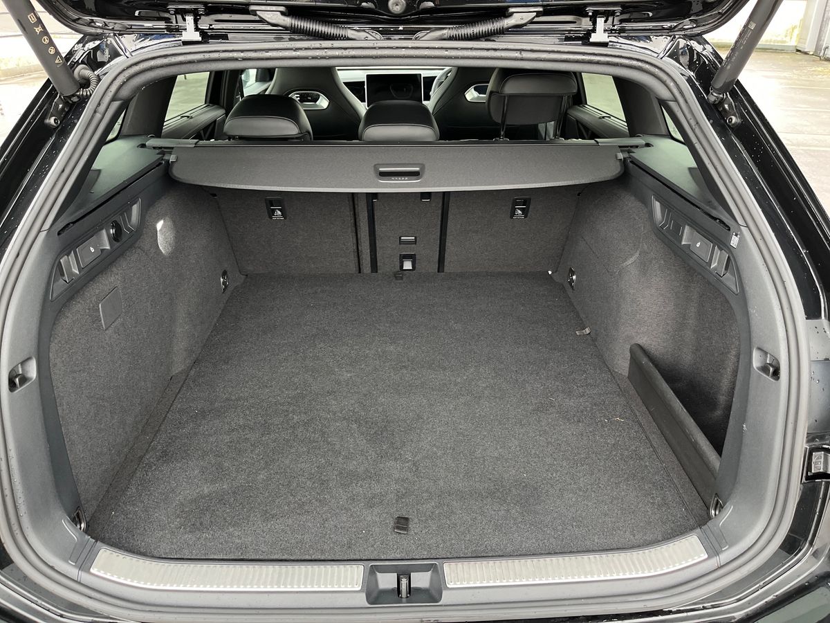 Used Volkswagen Passat 2025 for sale - 77118400: Photo 11