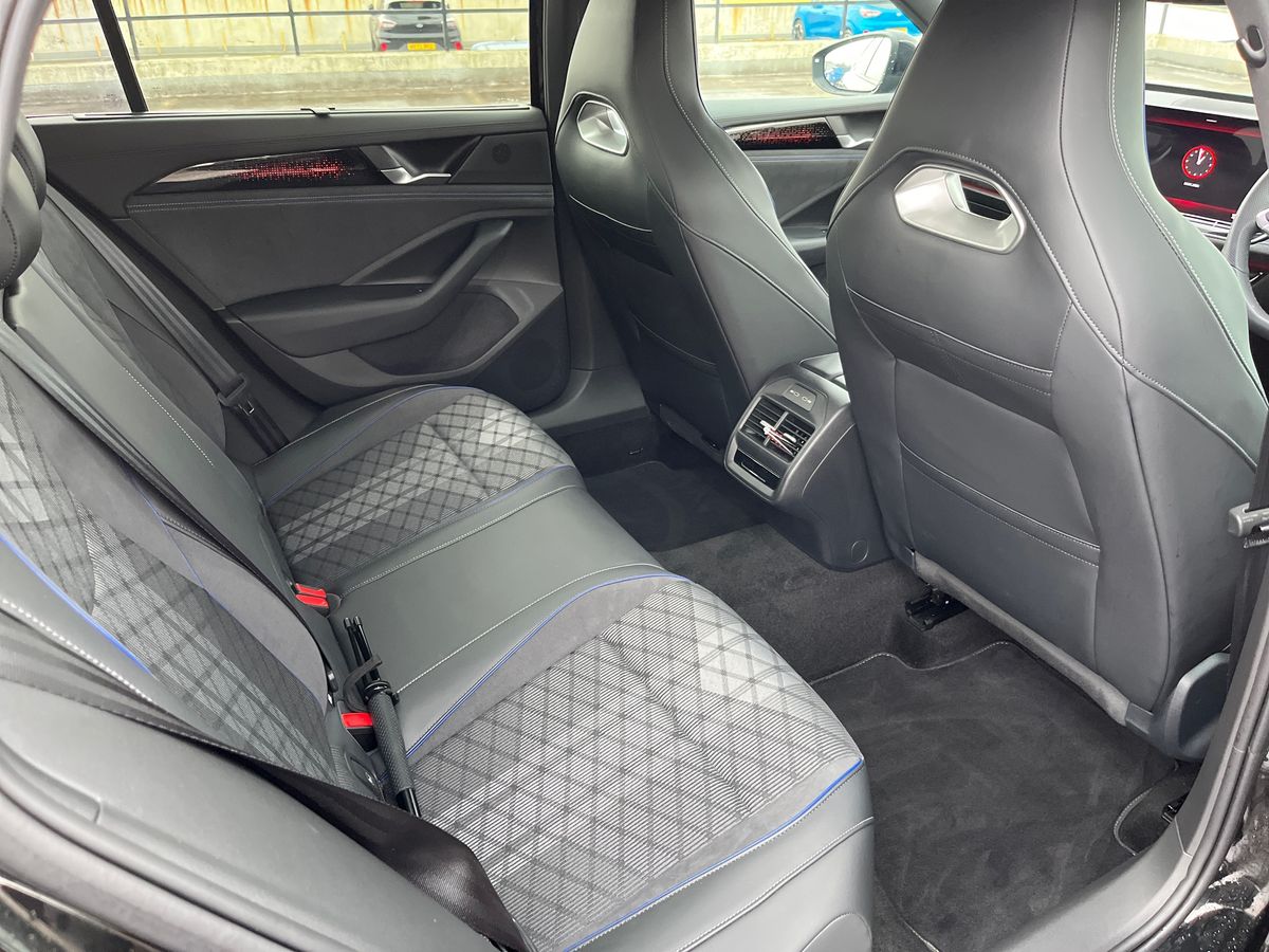 Used Volkswagen Passat 2025 for sale - 77118400: Photo 23