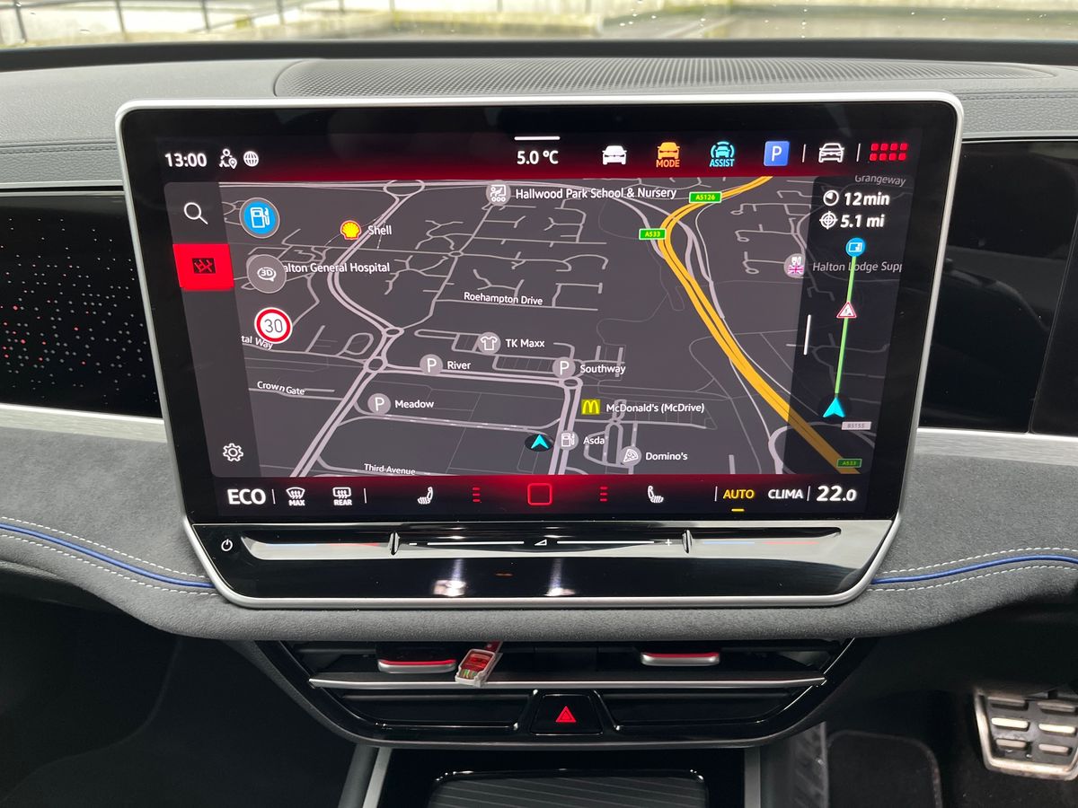 Used Volkswagen Passat 2025 for sale - 77118400: Photo 32