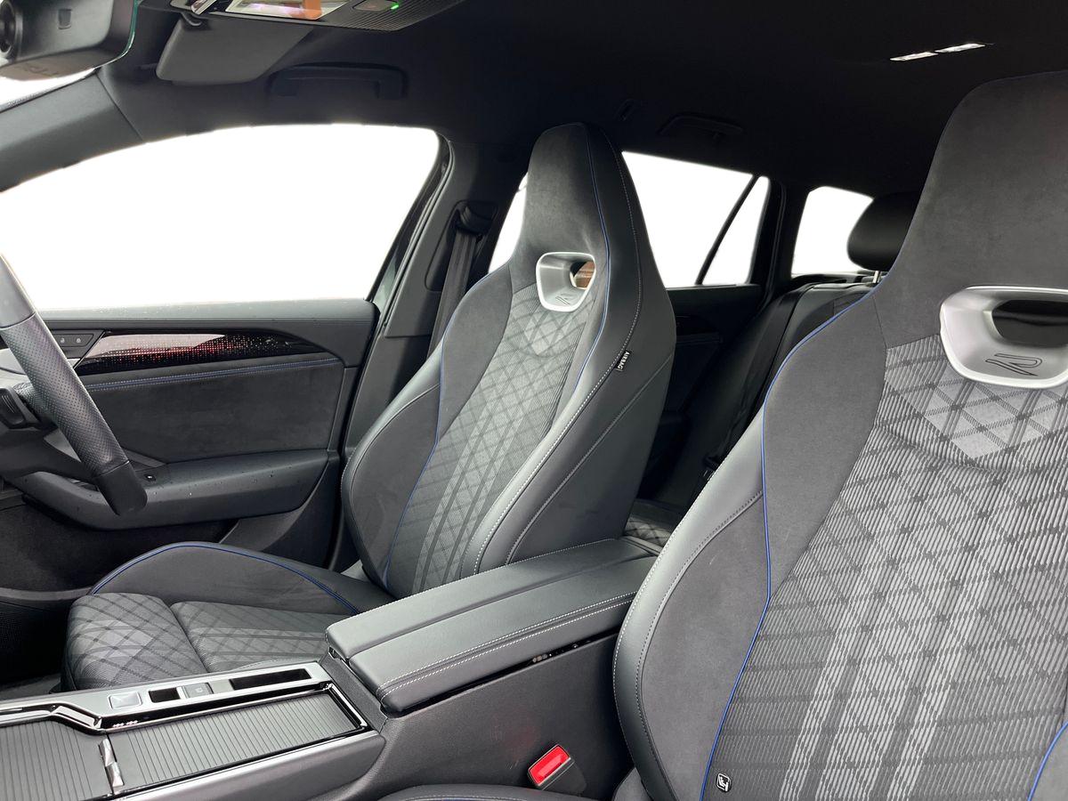 Used Volkswagen Passat 2025 for sale - 77118400: Photo 9