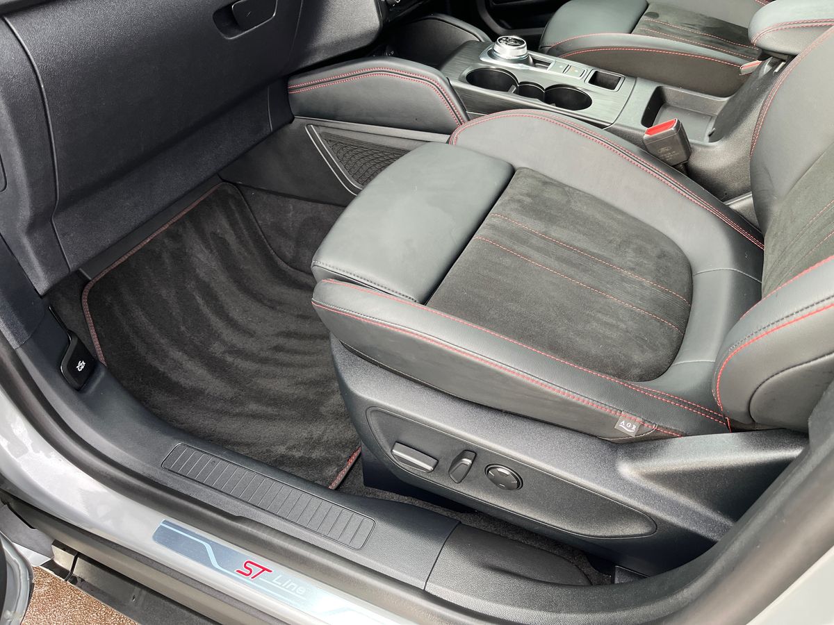 Used Ford Kuga 2025 for sale - 76328976: Photo 29