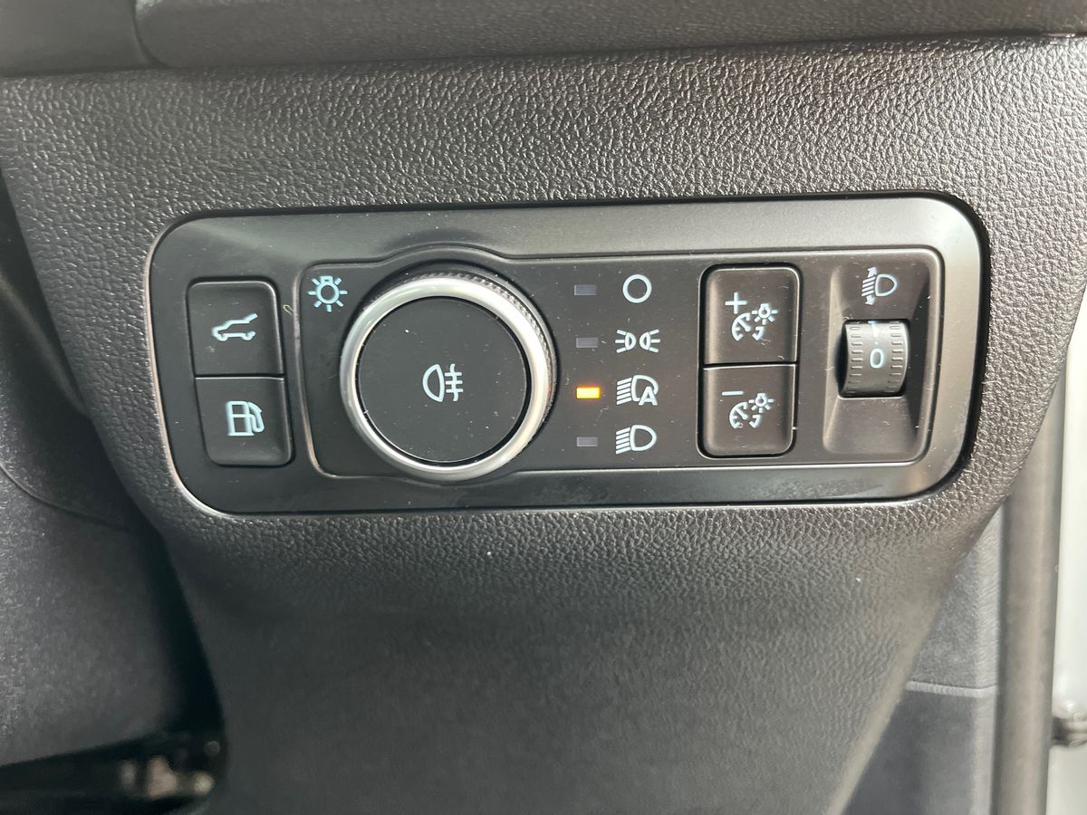 Used Ford Kuga 2025 for sale - 76328976: Photo 33