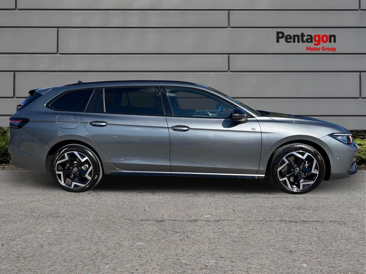 Used Volkswagen Passat 2025 for sale - 76040435: Photo 13