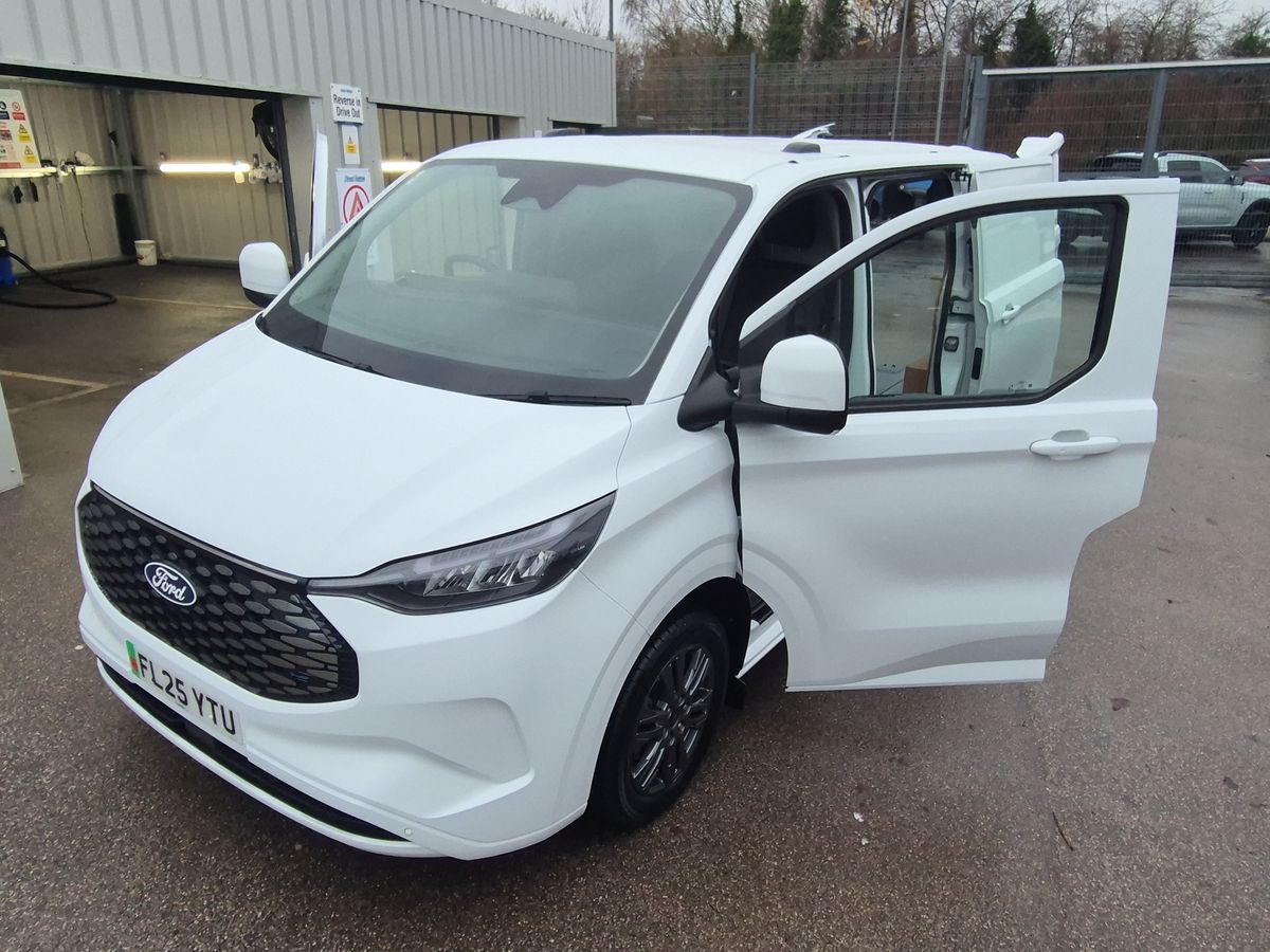 Used Ford Transit Custom 2025 for sale - 76892914: Photo 37