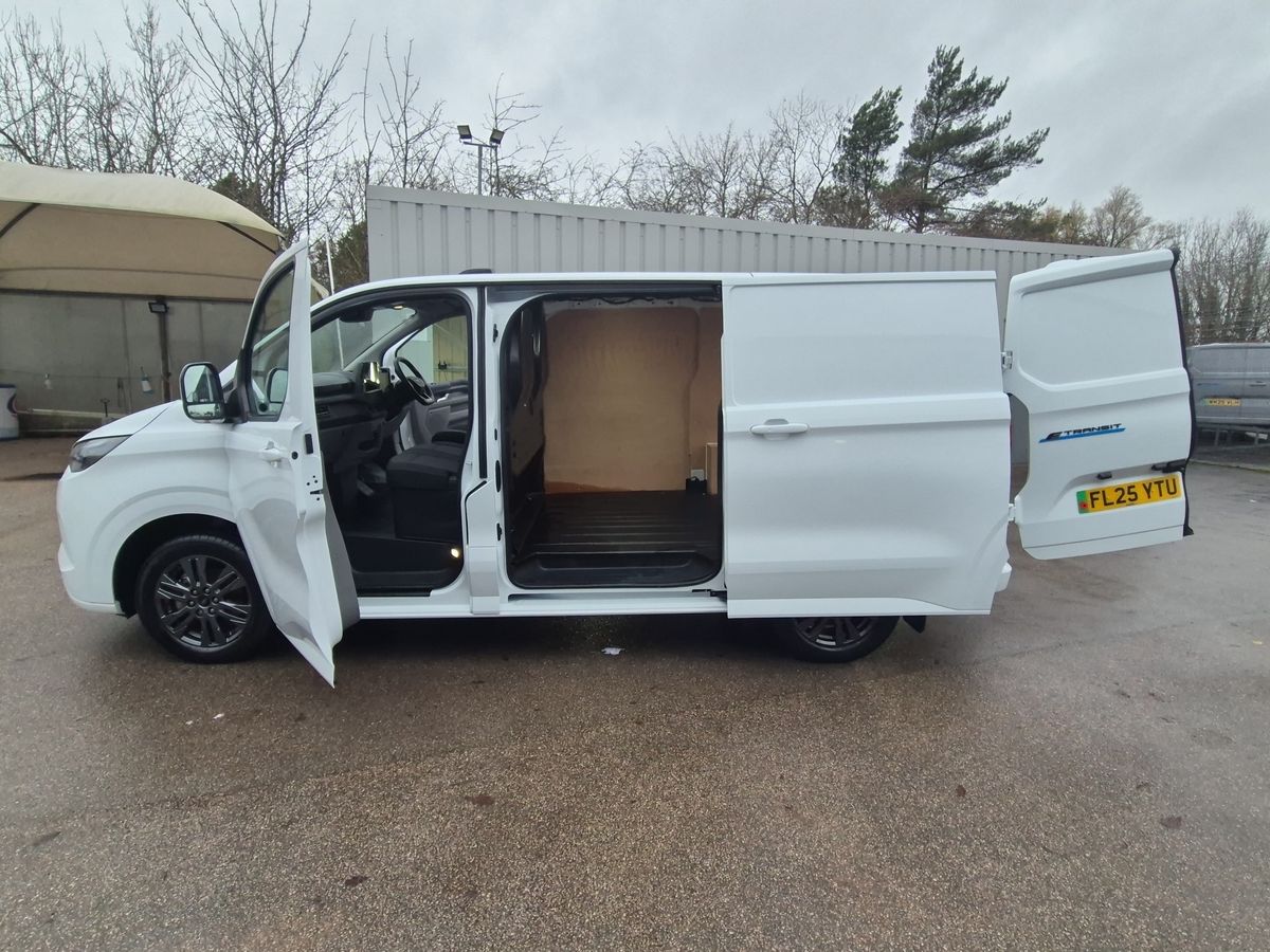 Used Ford Transit Custom 2025 for sale - 76892914: Photo 38