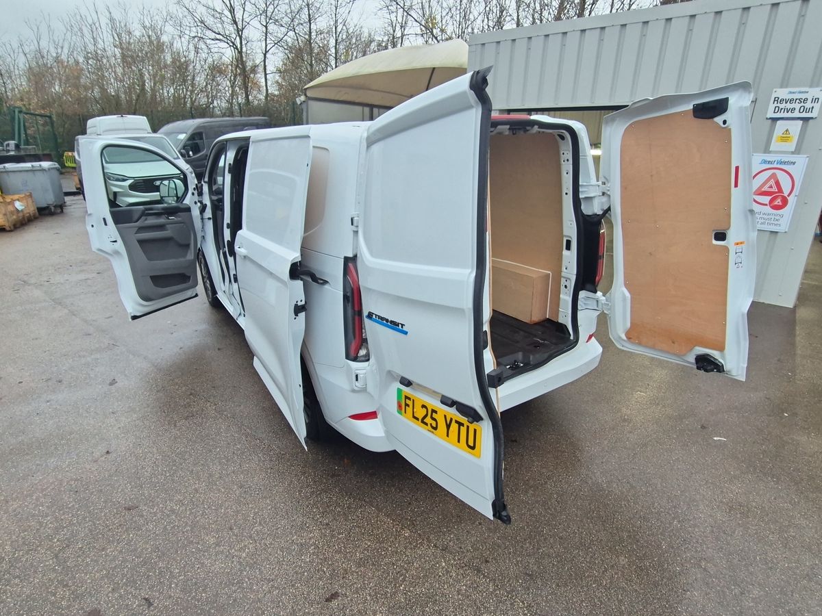 Used Ford Transit Custom 2025 for sale - 76892914: Photo 39