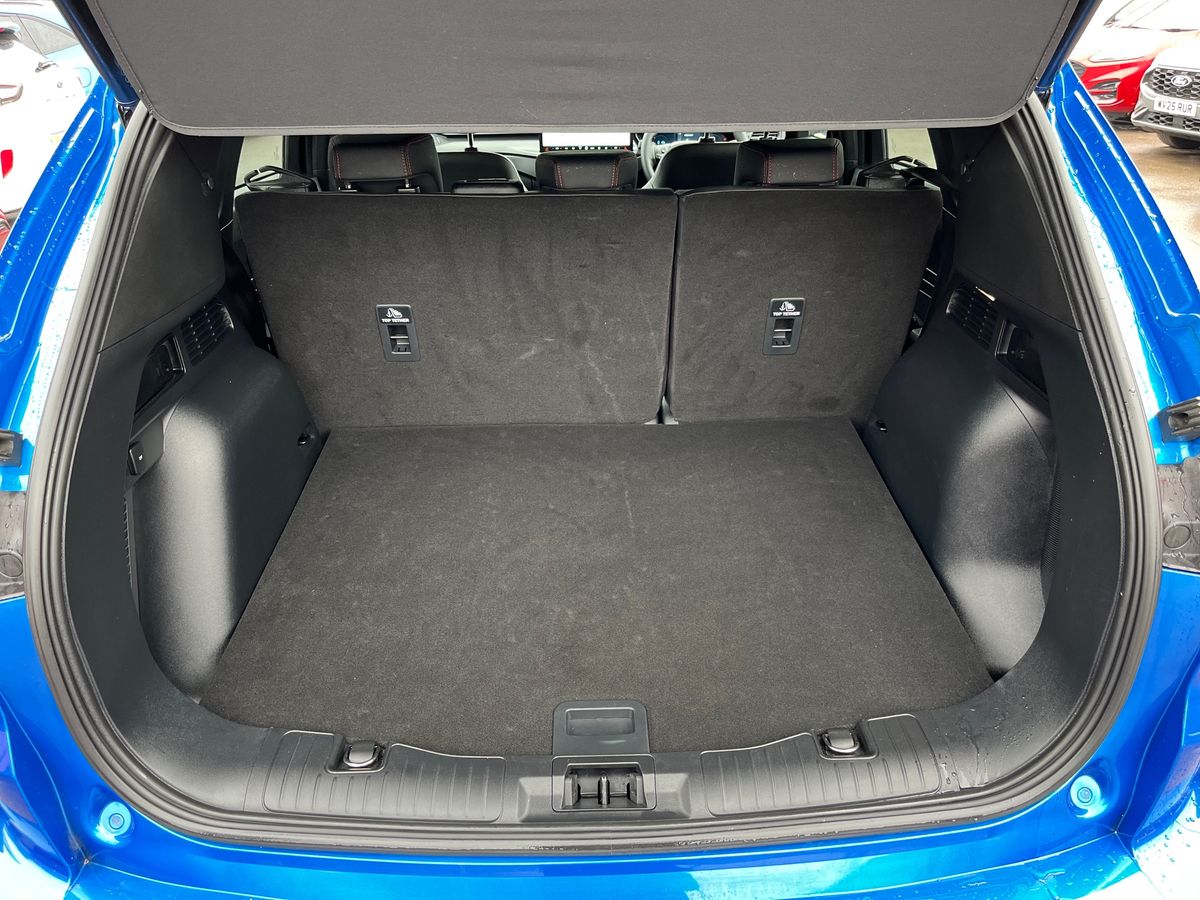 Used Ford Kuga 2025 for sale - 76119927: Photo 11