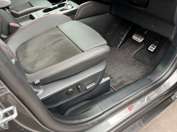 Used Ford Kuga 2025 for sale - 76257193: Photo 29