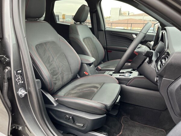 Used Ford Kuga 2025 for sale - 76257193: Photo 31