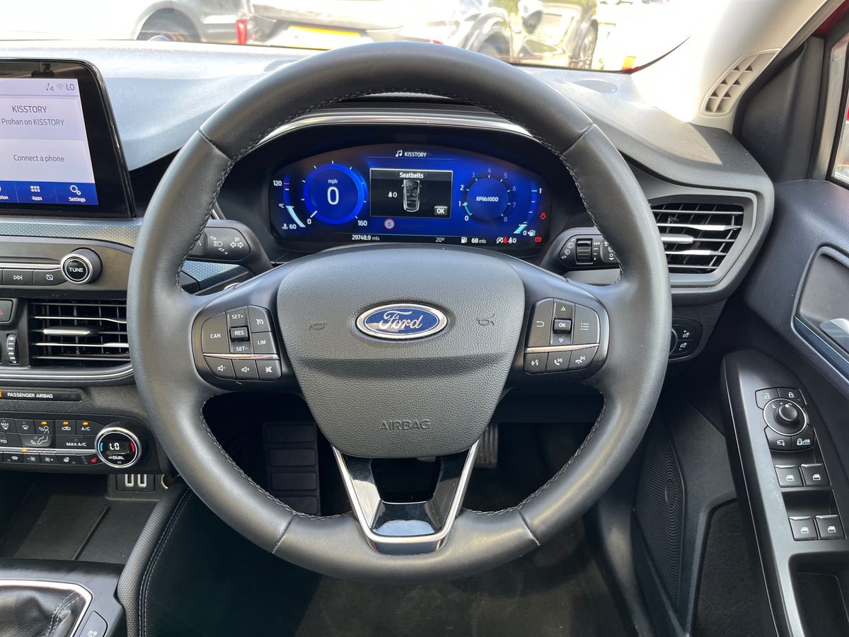 Used Ford Focus 2021 for sale - 76892910: Photo 34