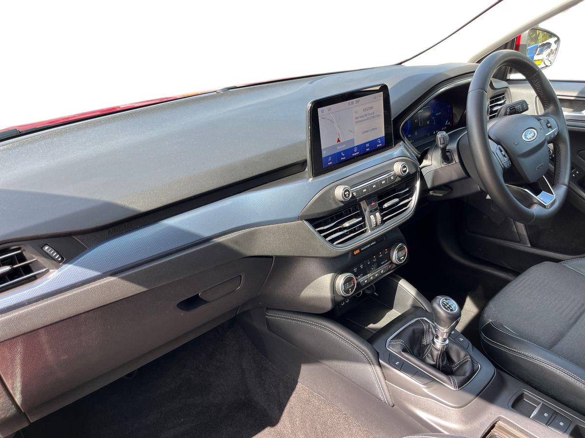 Used Ford Focus 2021 for sale - 76892910: Photo 8