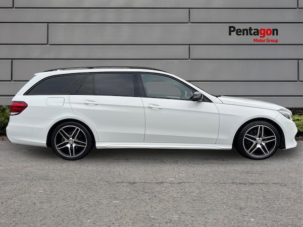Used Mercedes-Benz E-Class 2015 for sale - 76186189: Photo 13