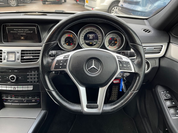 Used Mercedes-Benz E-Class 2015 for sale - 76186189: Photo 30