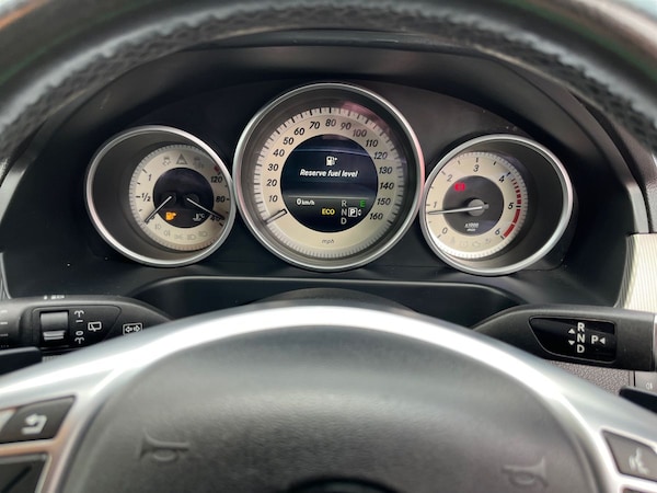 Used Mercedes-Benz E-Class 2015 for sale - 76186189: Photo 32