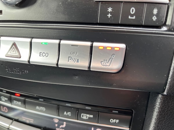 Used Mercedes-Benz E-Class 2015 for sale - 76186189: Photo 40