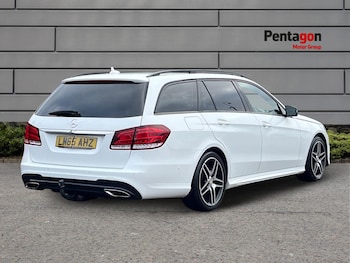 Used Mercedes-Benz E-Class 2015 for sale - 76186189: Photo 4