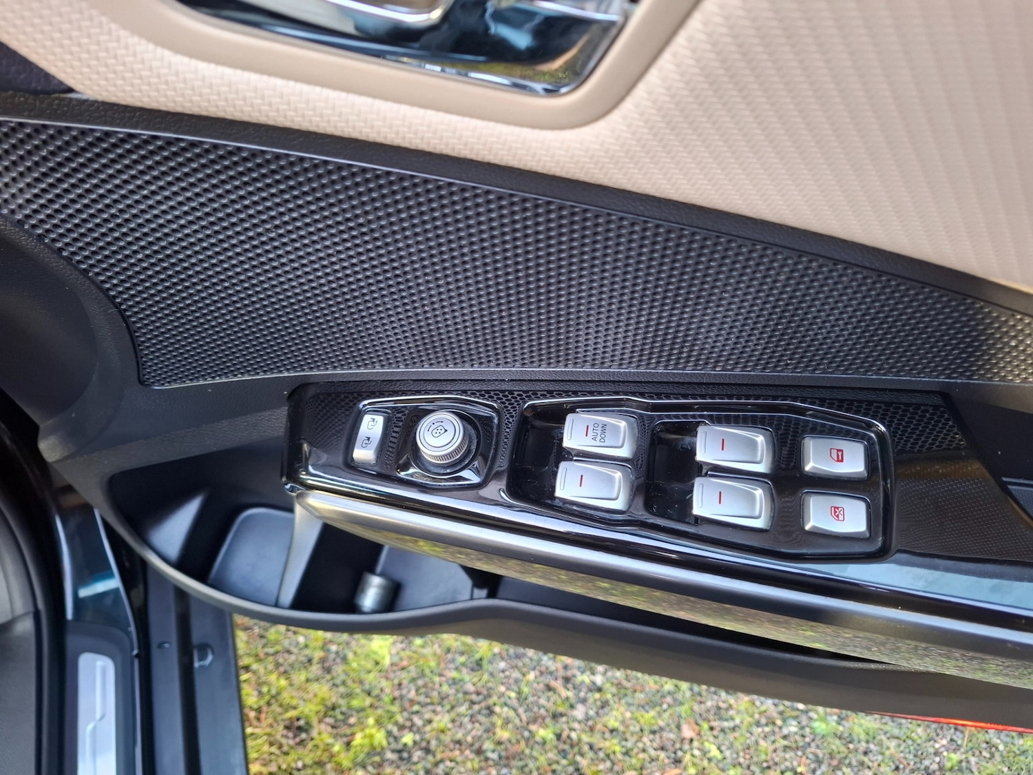 Used Ssangyong Tivoli 2016 for sale - 76861937: Photo 24