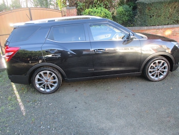 Used Ssangyong Tivoli 2016 for sale - 76861937: Photo