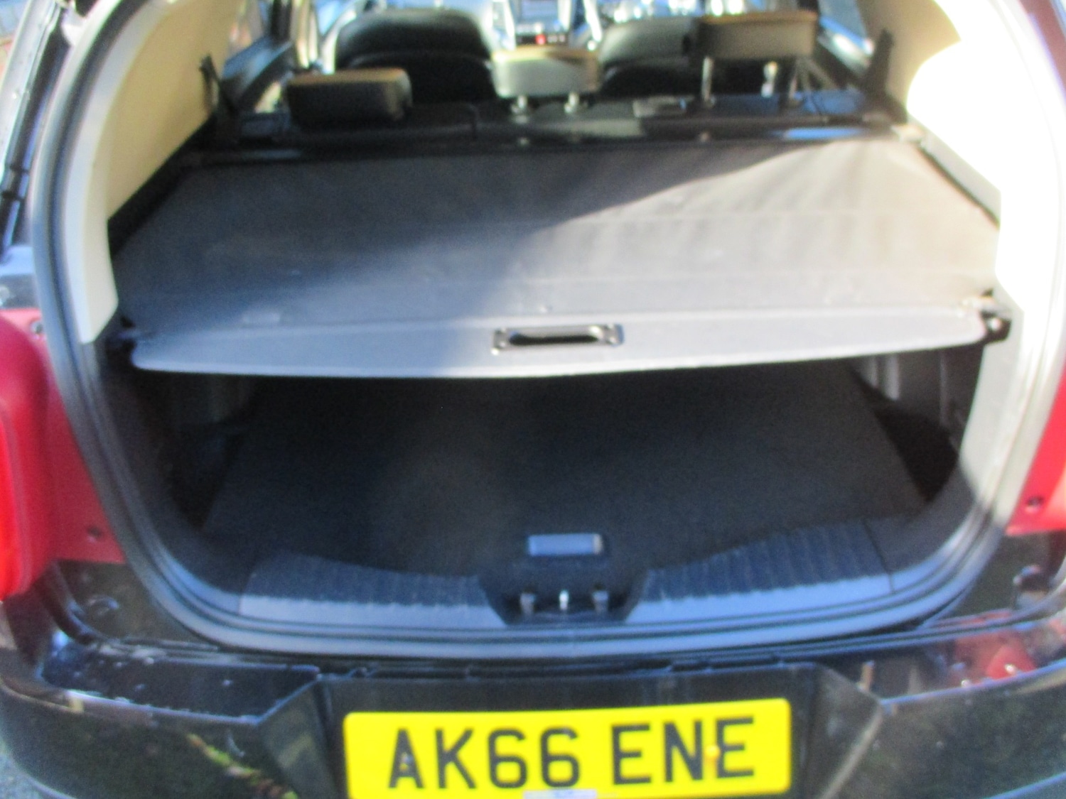 Used Ssangyong Tivoli 2016 for sale - 76861937: Photo 5