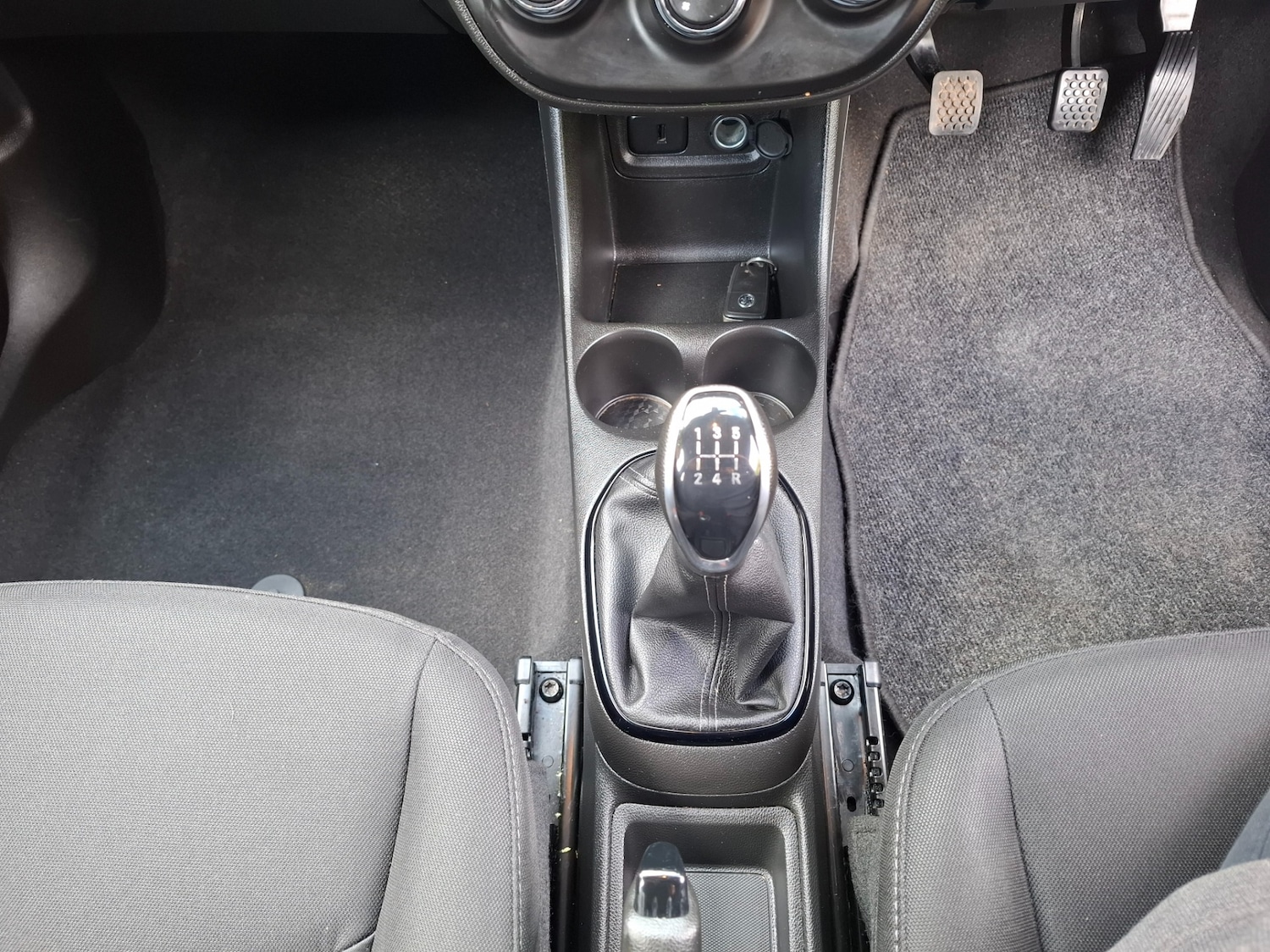 Used Vauxhall Viva 2016 for sale - 77833602: Photo 18