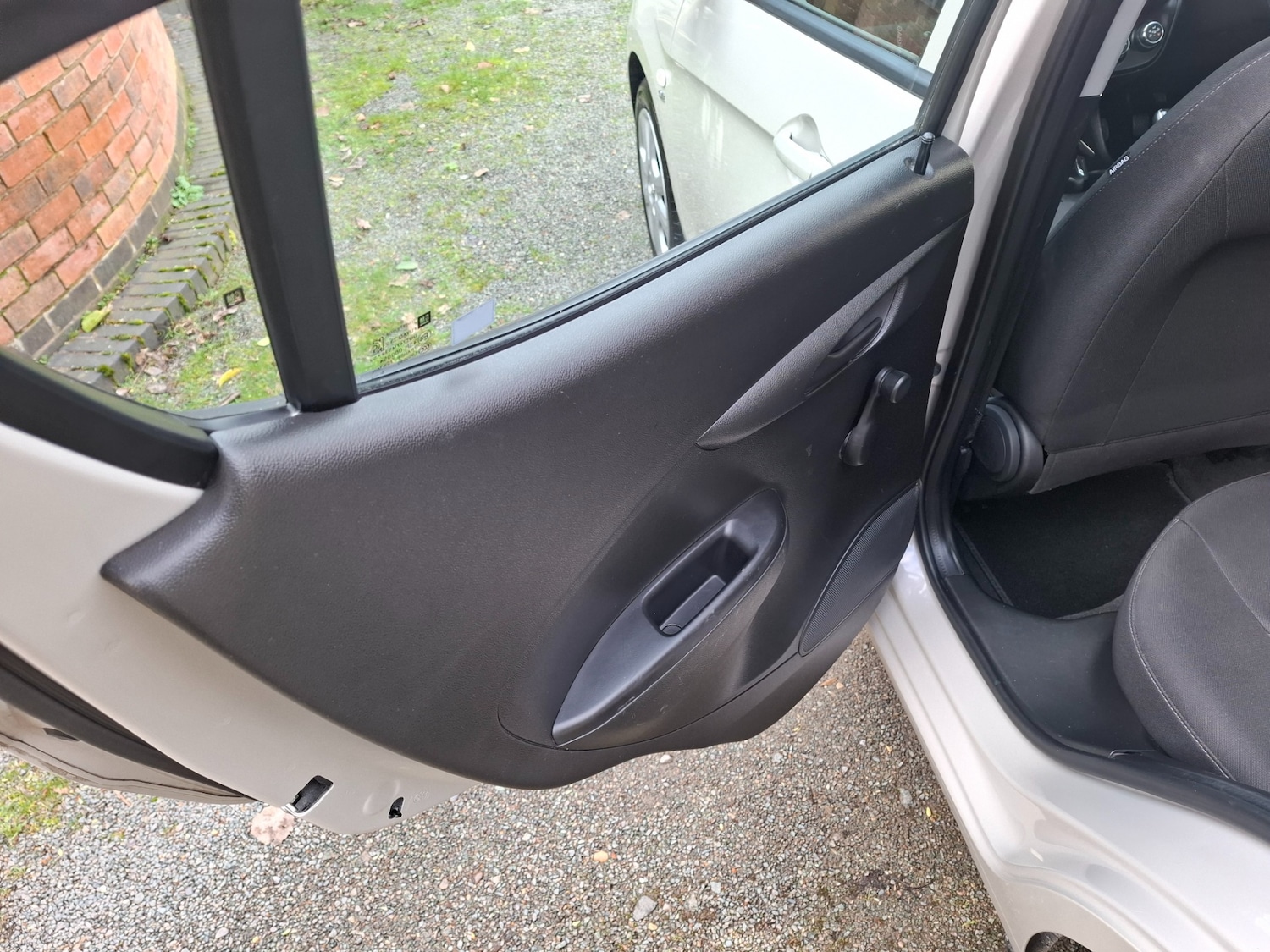 Used Vauxhall Viva 2016 for sale - 77833602: Photo 8