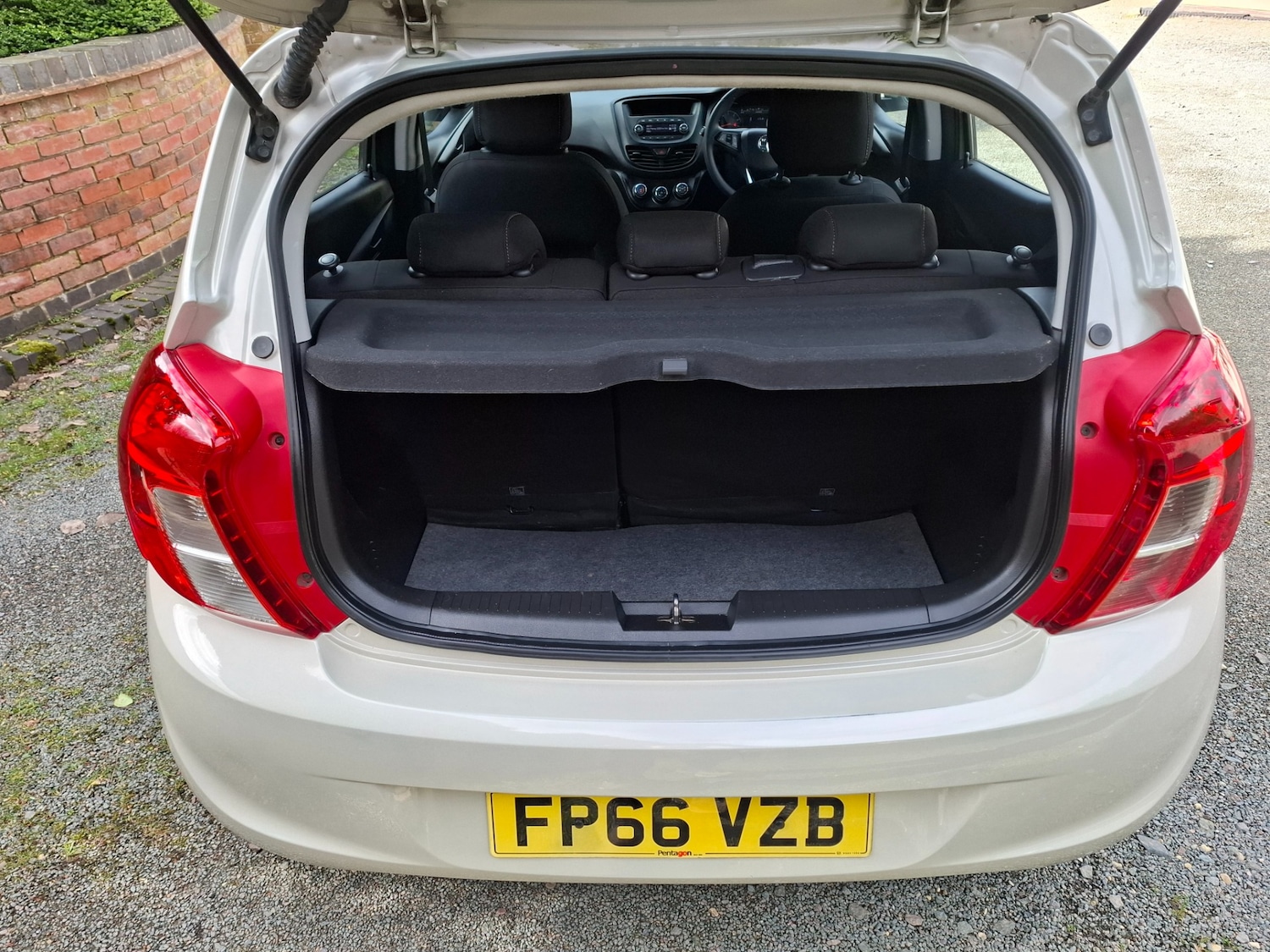 Used Vauxhall Viva 2016 for sale - 77833602: Photo 9