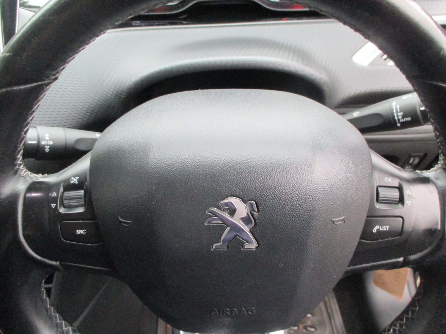 Used Peugeot 208 2016 for sale - 76879523: Photo 13