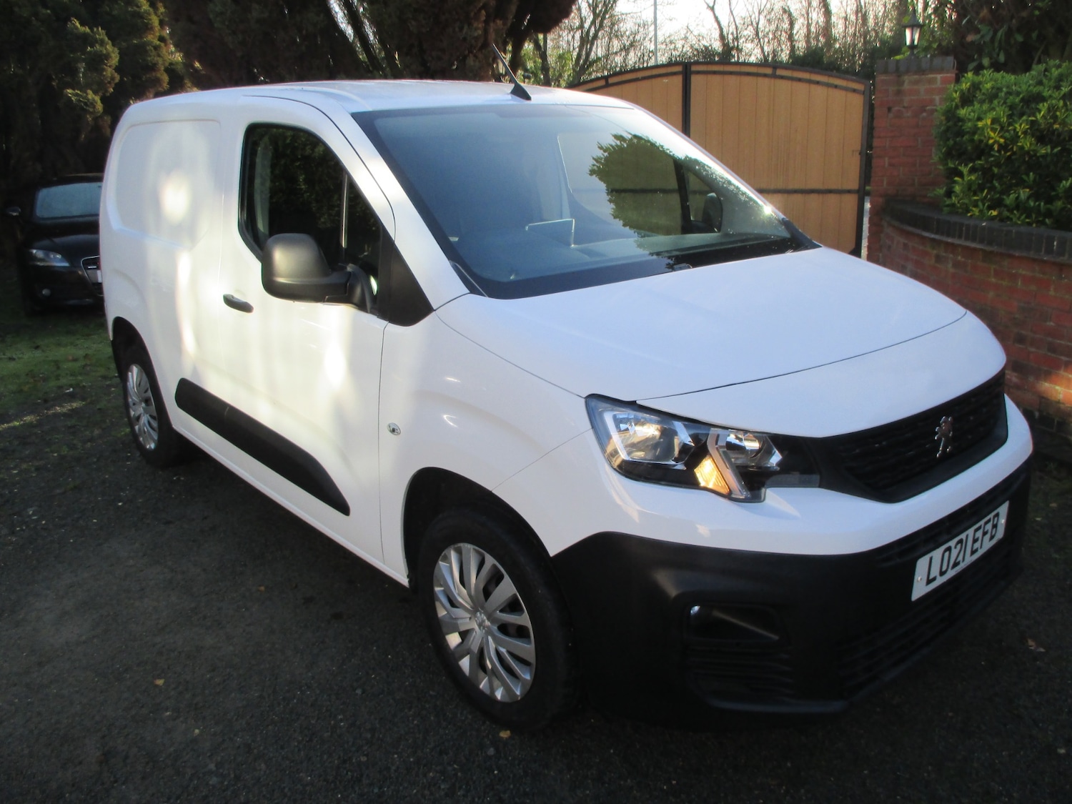 Used Peugeot Partner 2021 for sale - 76861893: Photo 1