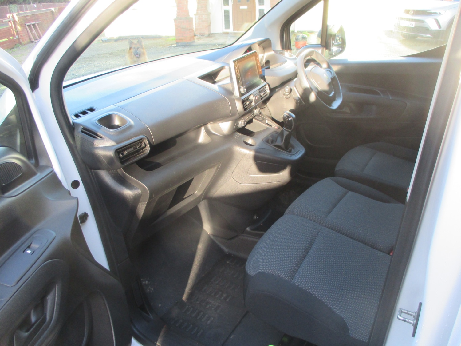 Used Peugeot Partner 2021 for sale - 76861893: Photo 7