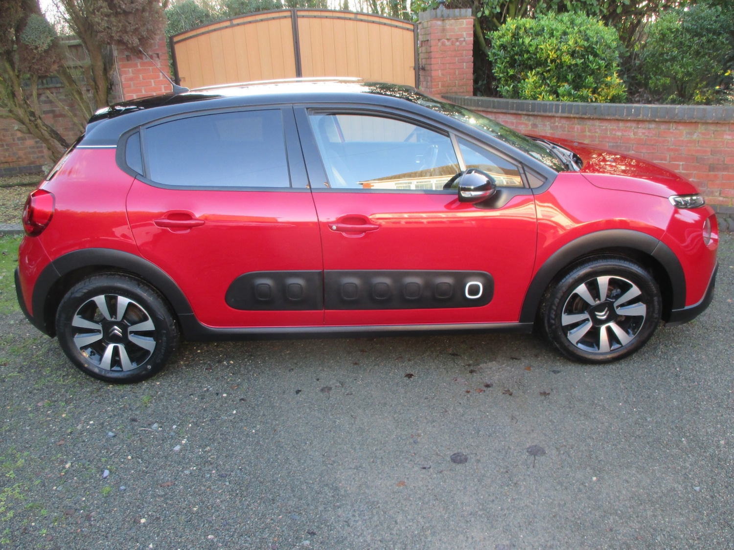 Used Citroen C3 2018 for sale - 76893082: Photo 2