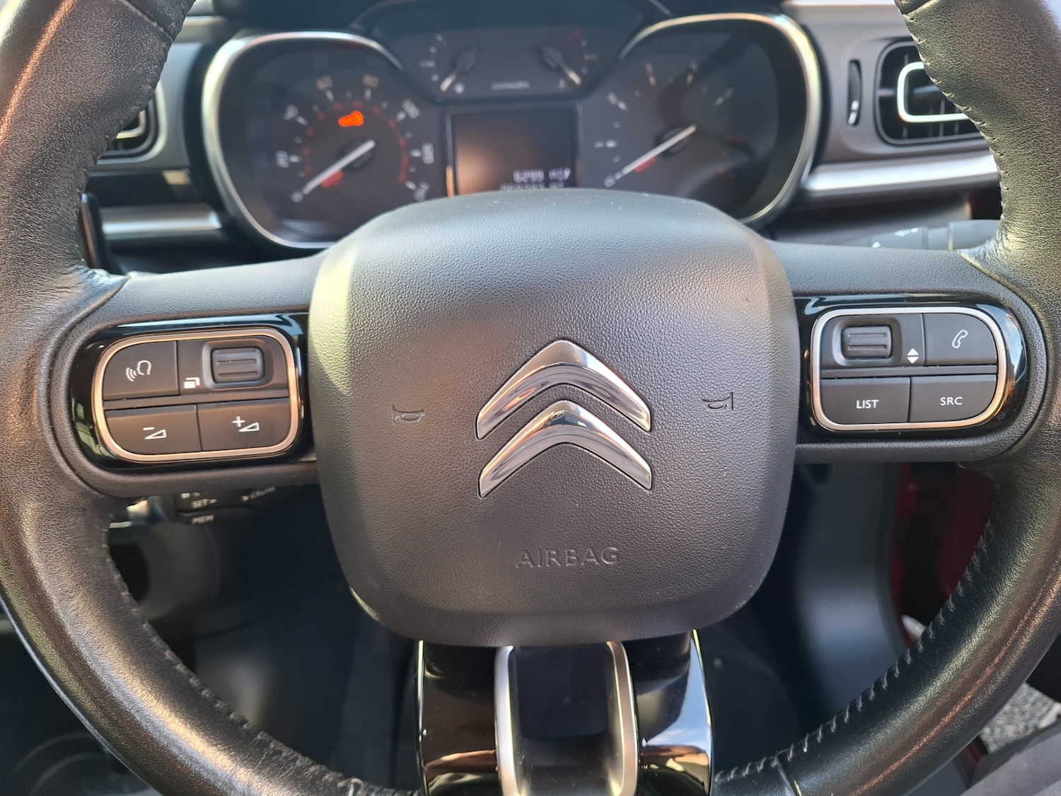 Used Citroen C3 2018 for sale - 76893082: Photo 24