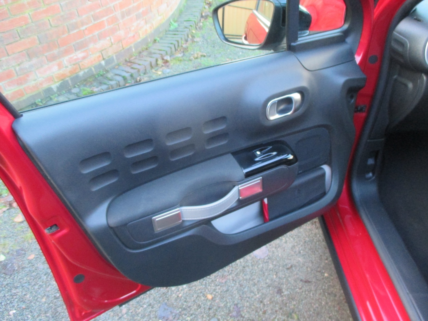 Used Citroen C3 2018 for sale - 76893082: Photo 8