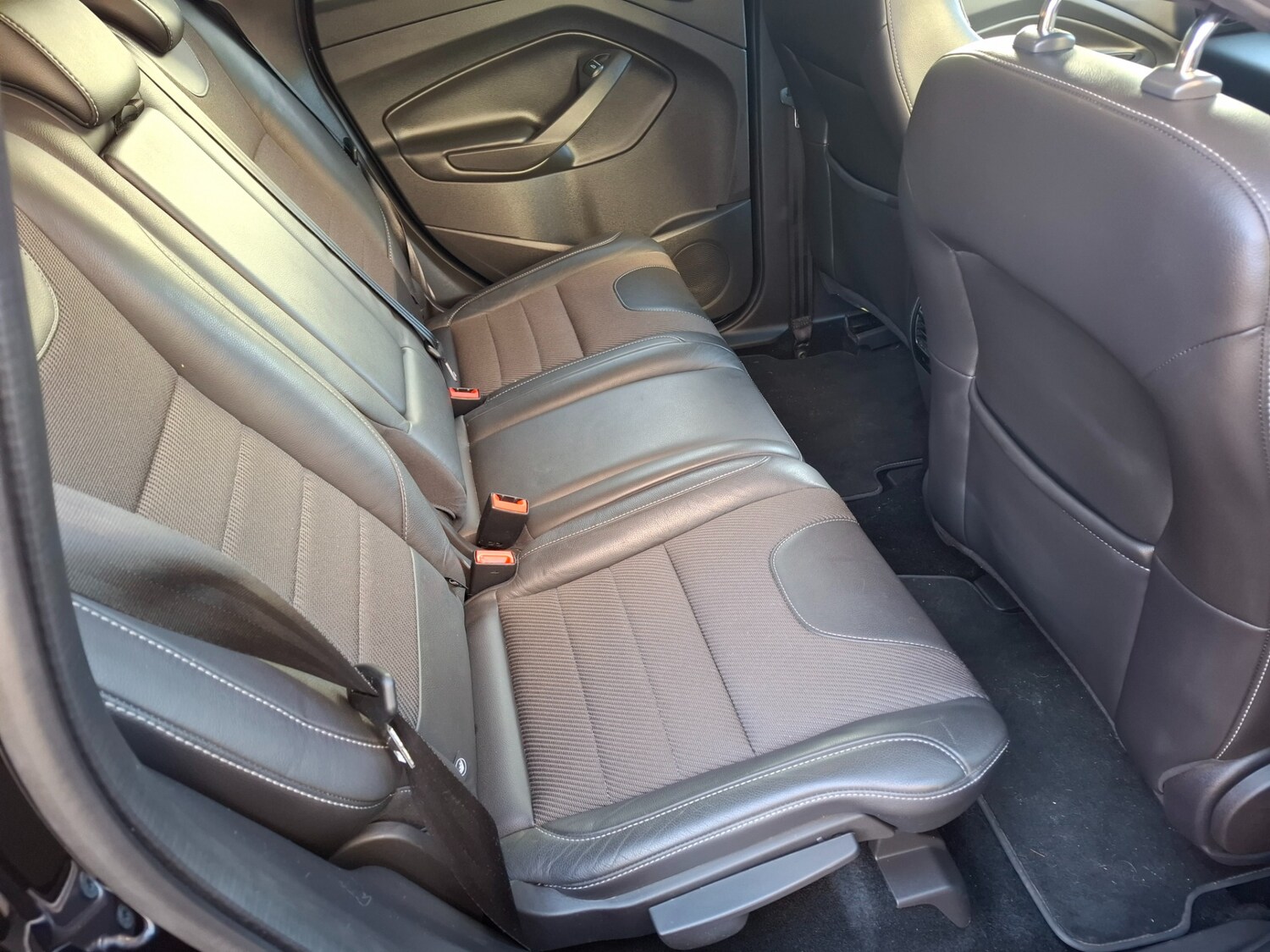 Used Ford Kuga 2016 for sale - 76861950: Photo 29