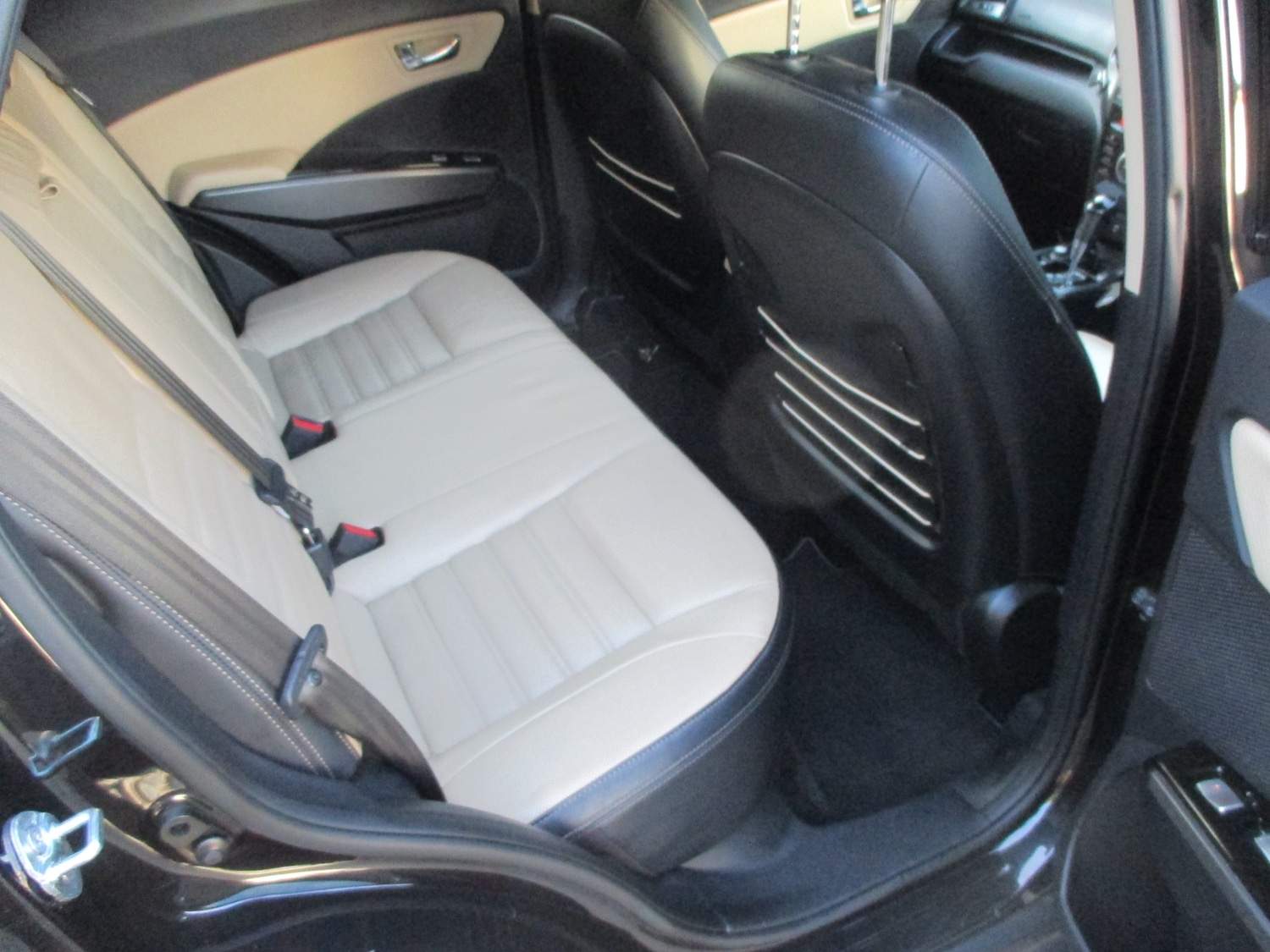 Used Ssangyong Tivoli 2016 for sale - 76707105: Photo 12