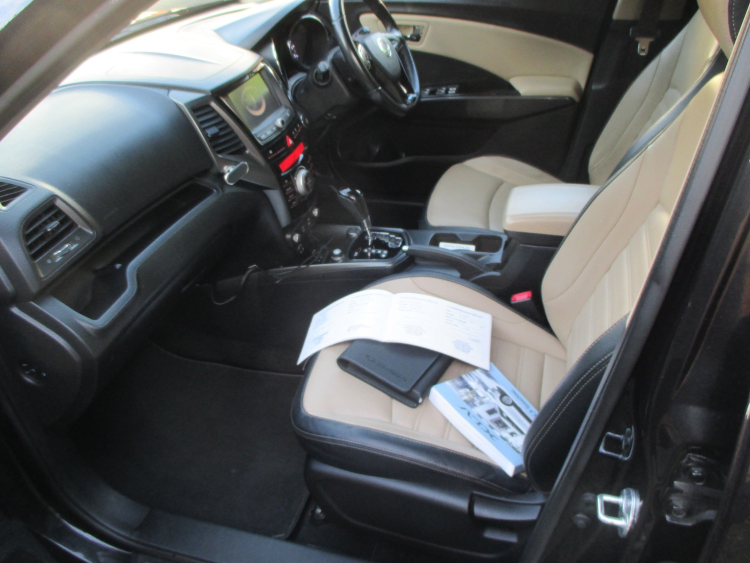 Used Ssangyong Tivoli 2016 for sale - 76707105: Photo 8