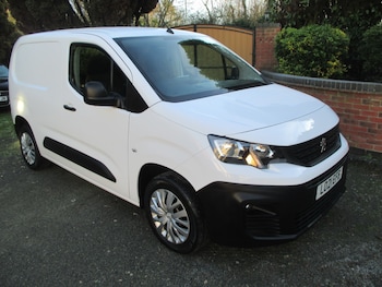 Used Peugeot Partner 2021 for sale - 76652730: Photo