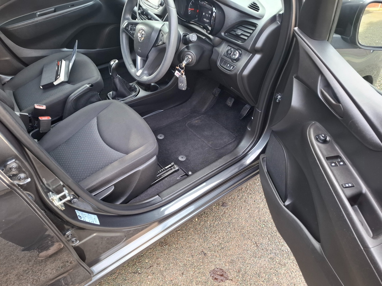 Used Vauxhall Viva 2016 for sale - 77490750: Photo 16