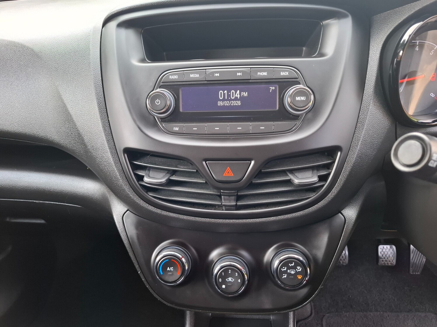 Used Vauxhall Viva 2016 for sale - 77490750: Photo 19