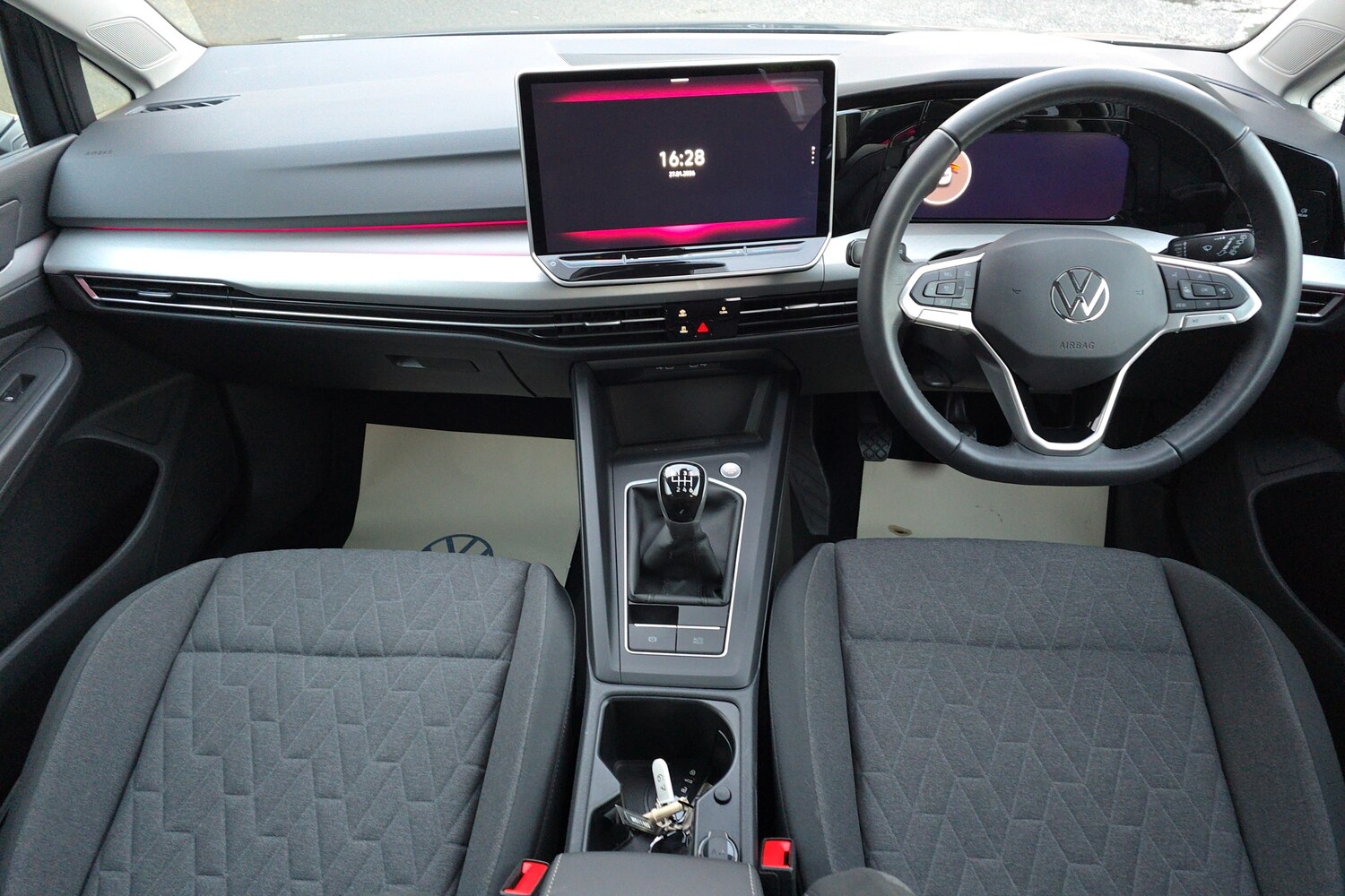 Used Volkswagen Golf 2024 for sale - 77576291: Photo 8