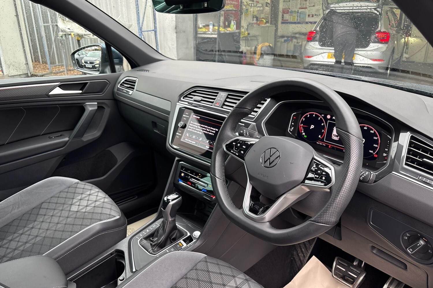 Used Volkswagen Tiguan 2023 for sale - 77634504: Photo 6