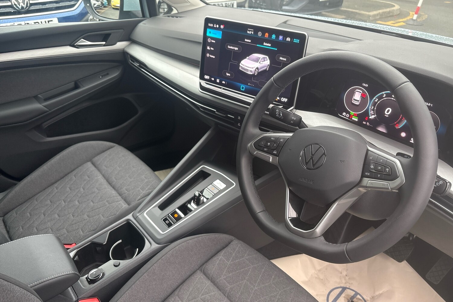 Used Volkswagen Golf 2025 for sale - 76679740: Photo 6