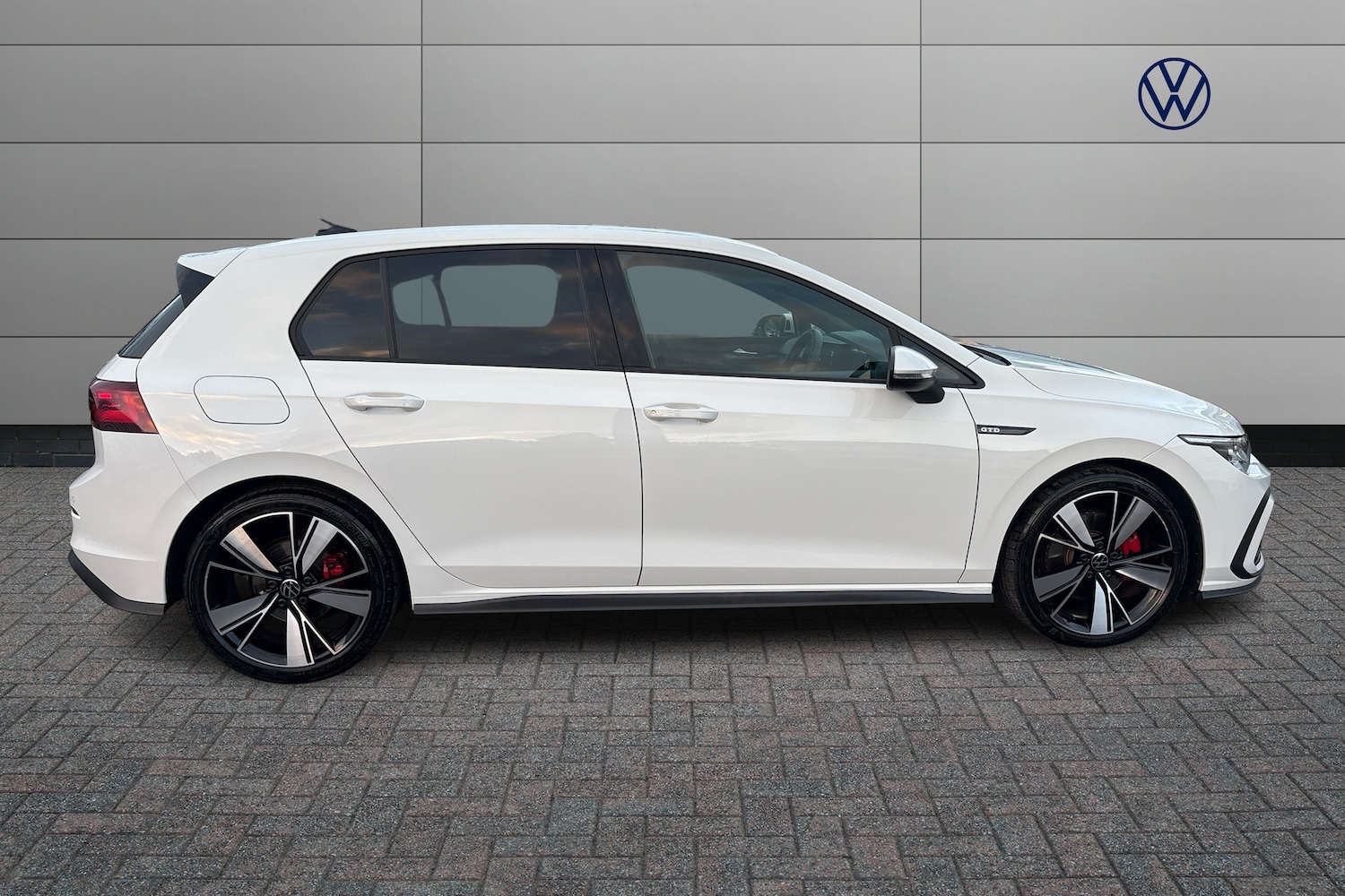 Used Volkswagen Golf 2023 for sale - 77470715: Photo 4