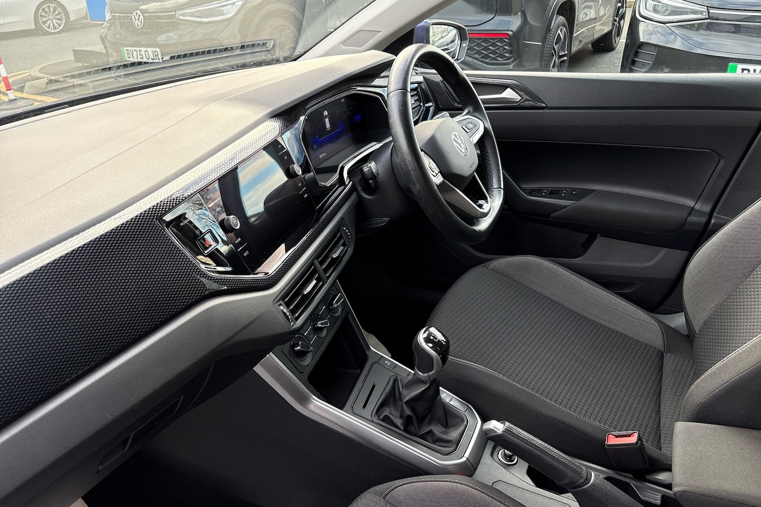 Used Volkswagen Polo 2022 for sale - 76675248: Photo 2