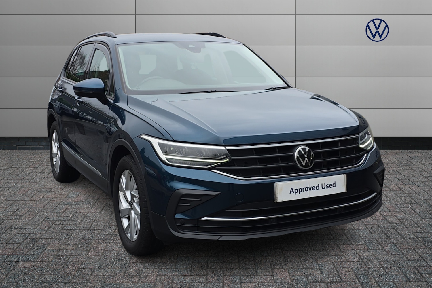 Used Volkswagen Tiguan 2021 for sale - 77552218: Photo 1
