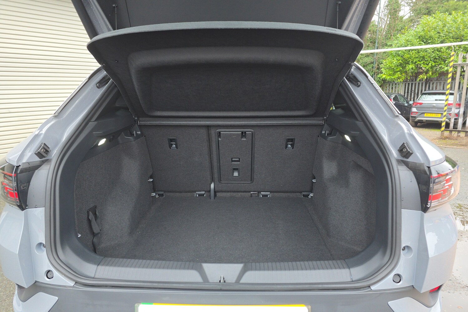 Used Volkswagen ID.4 2025 for sale - 77739811: Photo 12